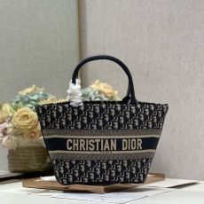 Christian Dior Shopping Bags